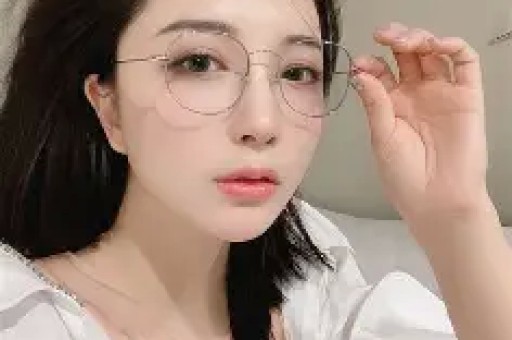 14岁开演唱会22岁赚到2个亿春晚请不动他竟没人说他耍大牌