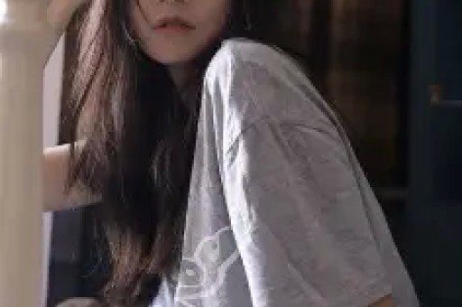 3500家连锁店女网红艾琳演豪门戏翻车涉嫌欺诈中老年人
